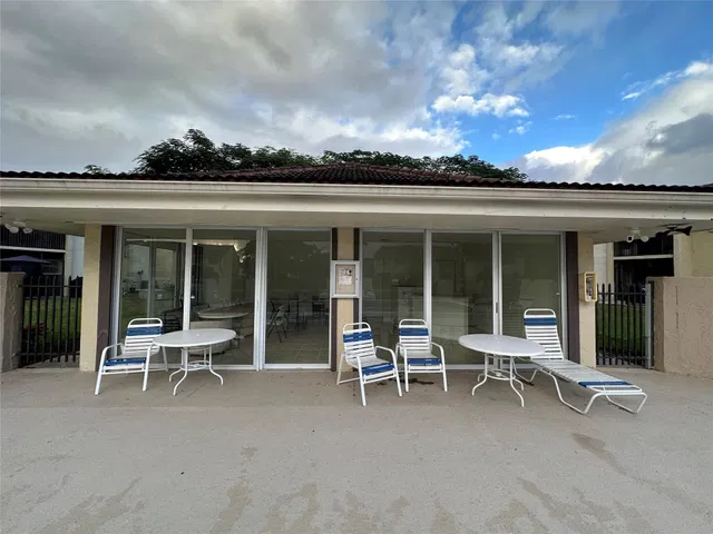  Unit 124 photo 41