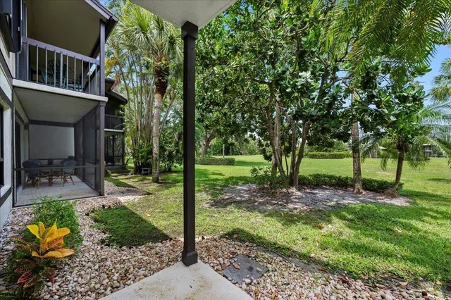 Unit 226 photo 16