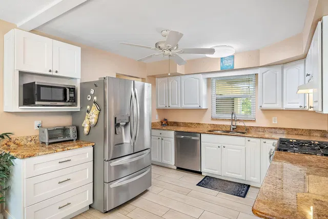 Palm Beach Isles Residence photo 3