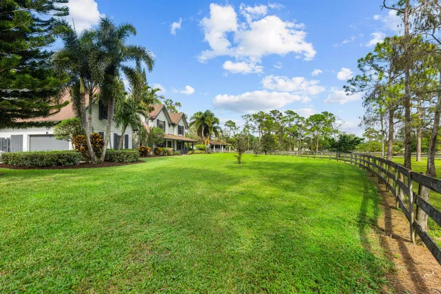 Homeland Residence photo 16