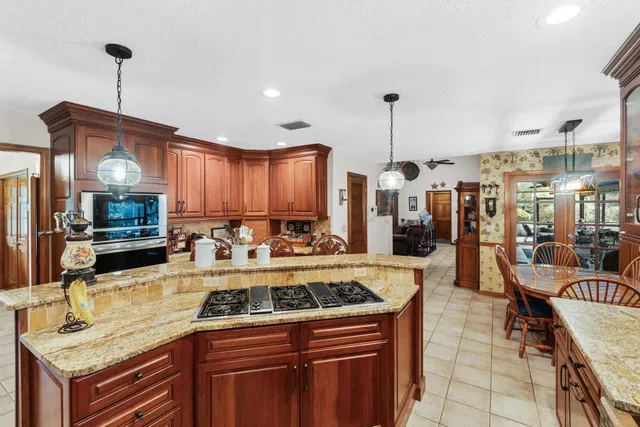 Homeland Residence photo 31