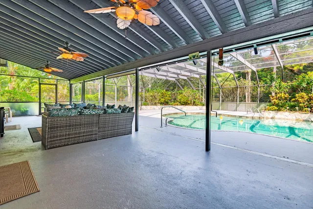 Homeland Residence photo 69
