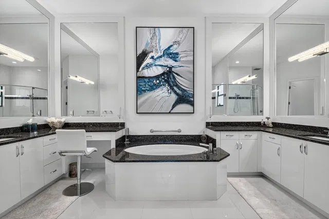 Valencia Grand Residence photo 52