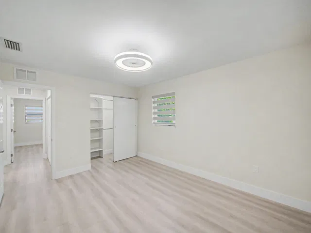 Residence photo 20