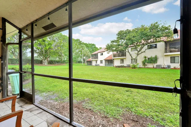 Residence photo 21