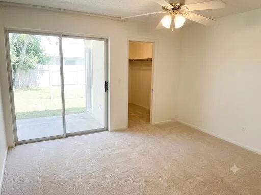 Residence photo 5