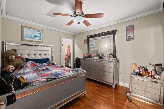 Unit D2 photo 14