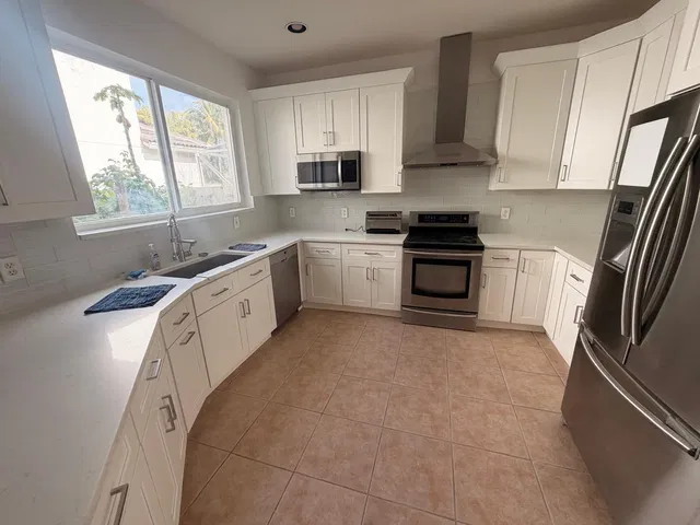 Residence photo 2