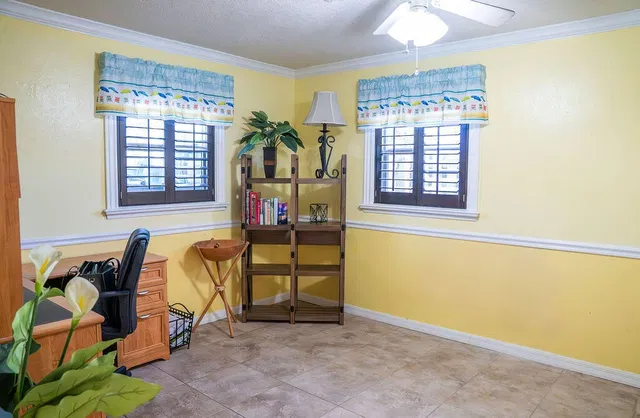  Residence photo 6
