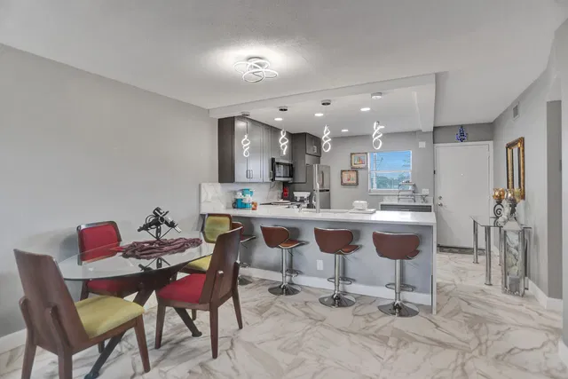 Unit 3070 photo 5