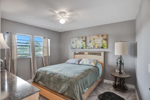 Unit 3070 photo 17