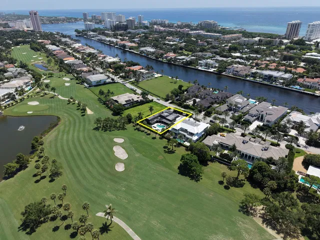 Royal Palm Yacht and Country Club Residence photo 8