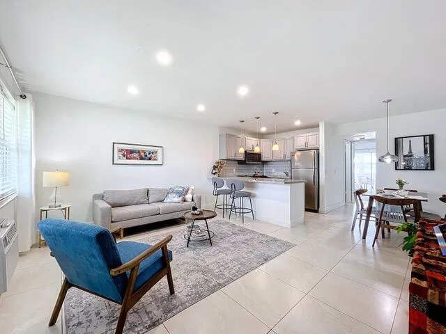 Residence photo 5