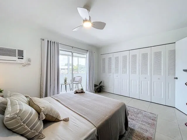 Residence photo 9