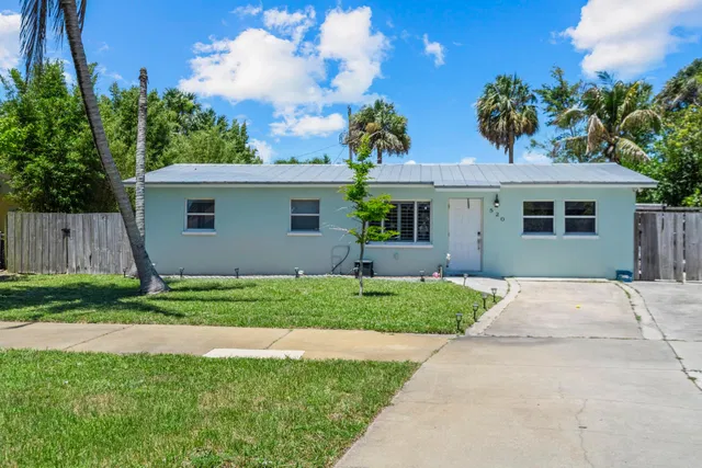 Residence photo 2