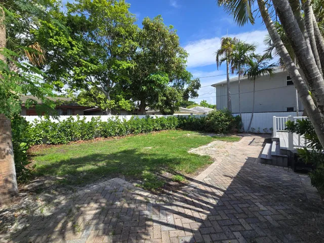 West Palm Beach Residence photo 17
