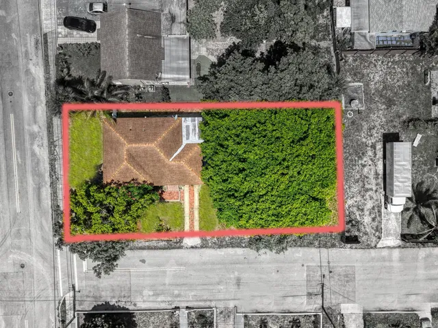 West Palm Beach Residence photo 2