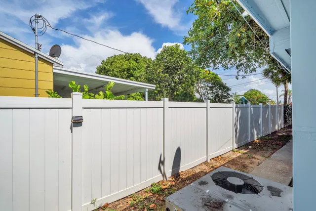 West Palm Beach Residence photo 15