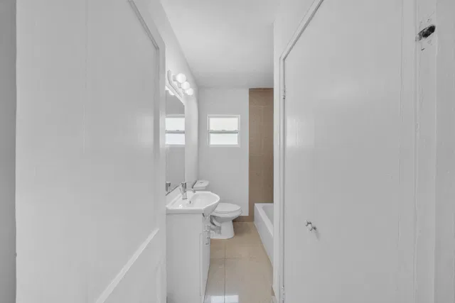 West Palm Beach Residence photo 28