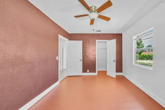 West Palm Beach Residence photo 32