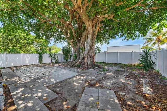 West Palm Beach Residence photo 51