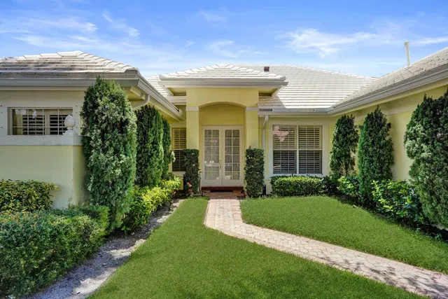 Residence photo 4