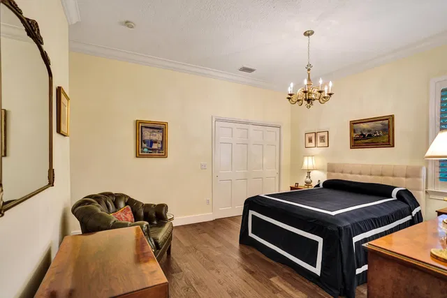 Residence photo 29