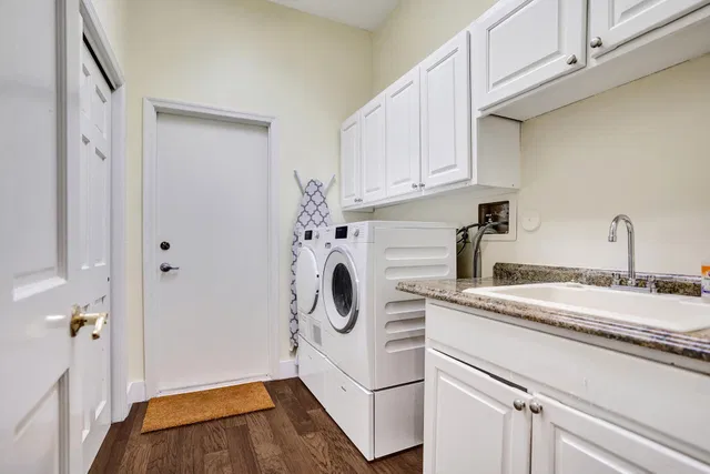Residence photo 38