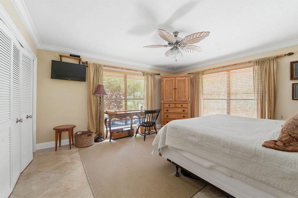 Eastpointe Country Club Residence photo 40
