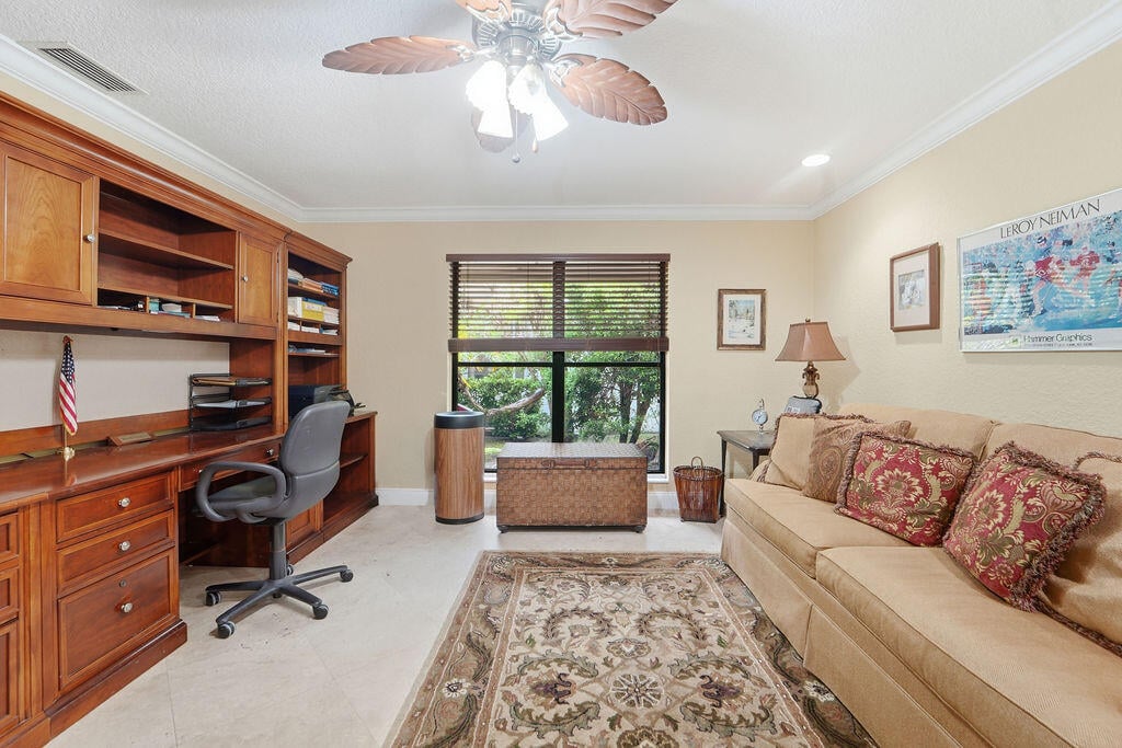Eastpointe Country Club Residence photo 43