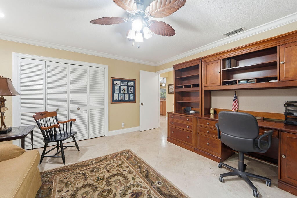 Eastpointe Country Club Residence photo 44