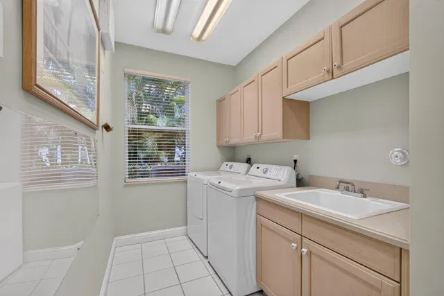  Residence photo 59
