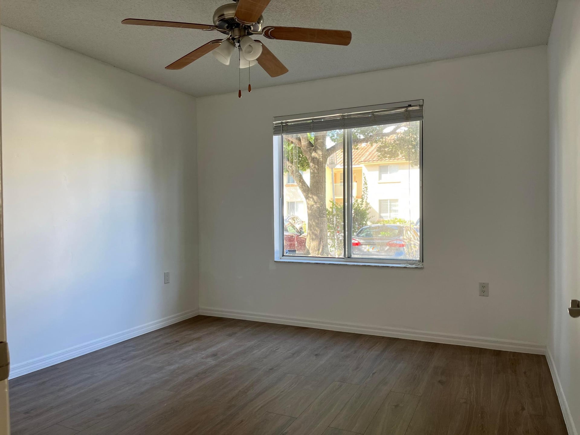  Residence photo 11