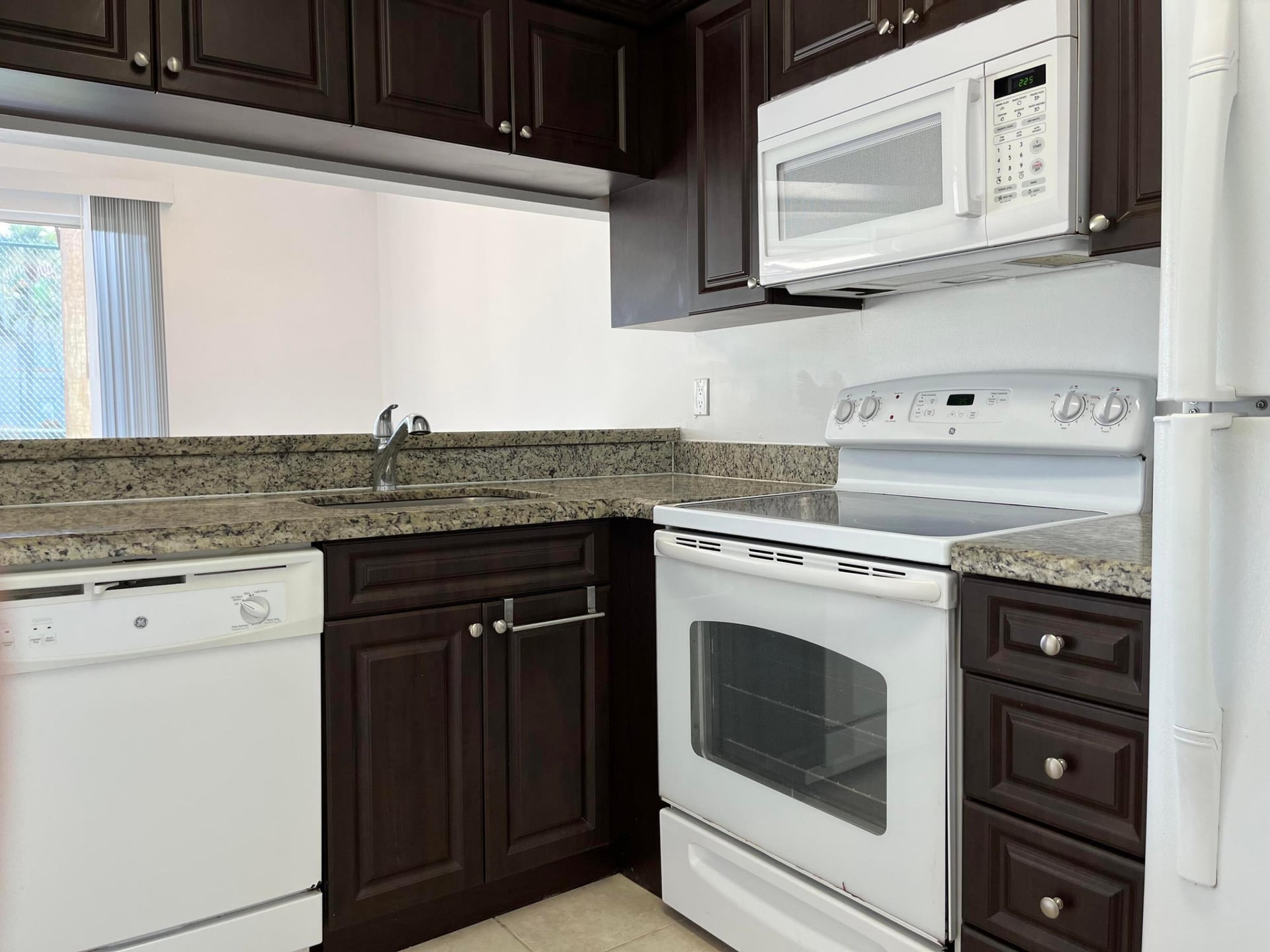  Residence photo 17