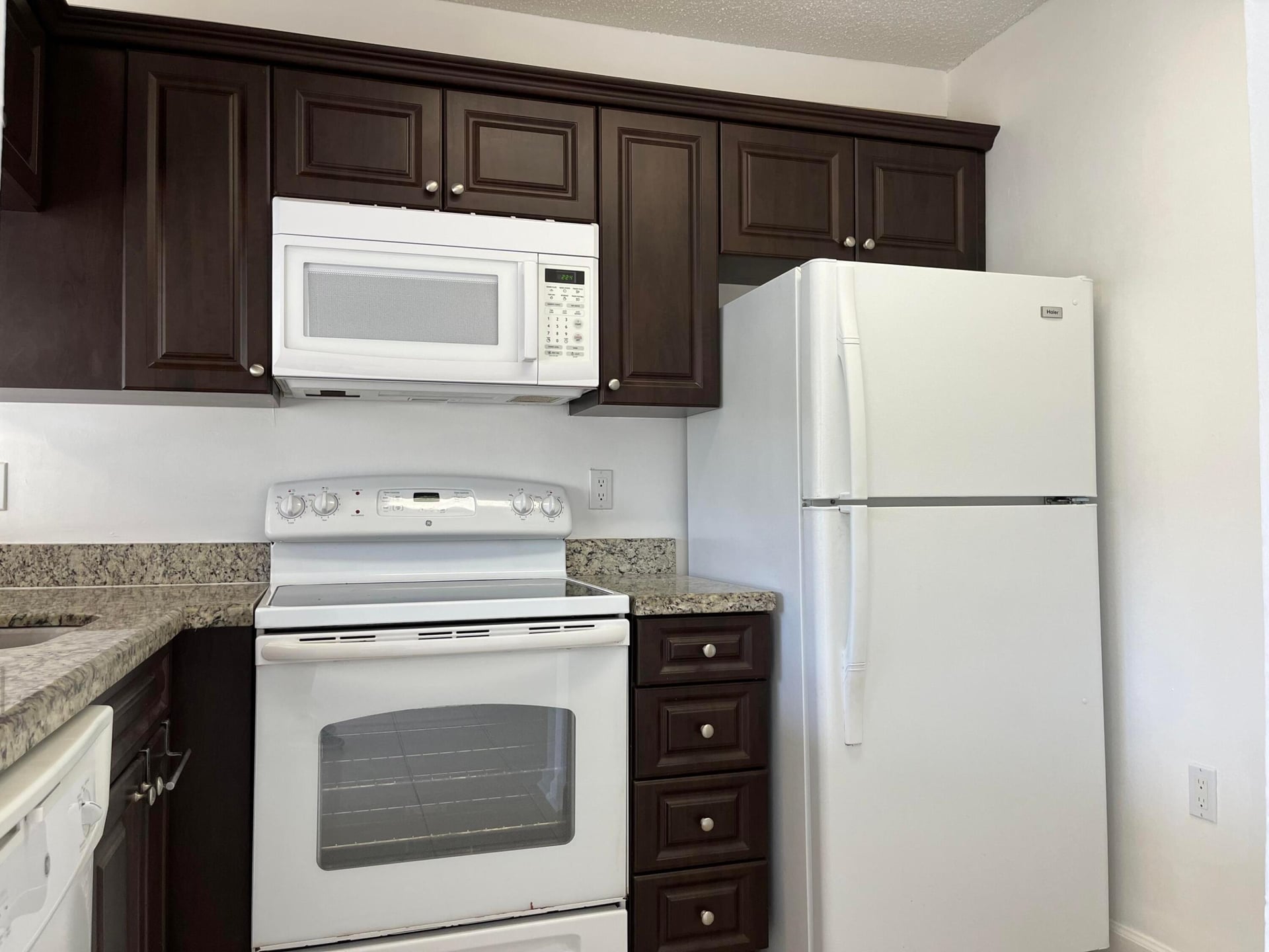  Residence photo 18