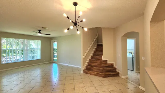 Residence photo 5
