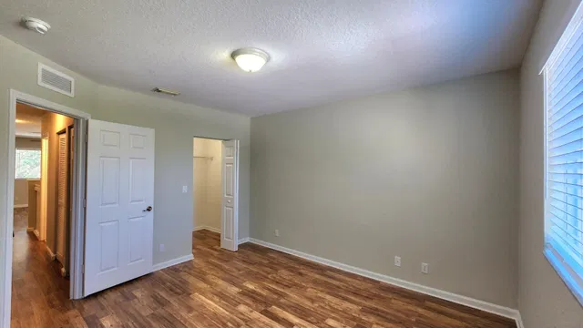 Residence photo 17