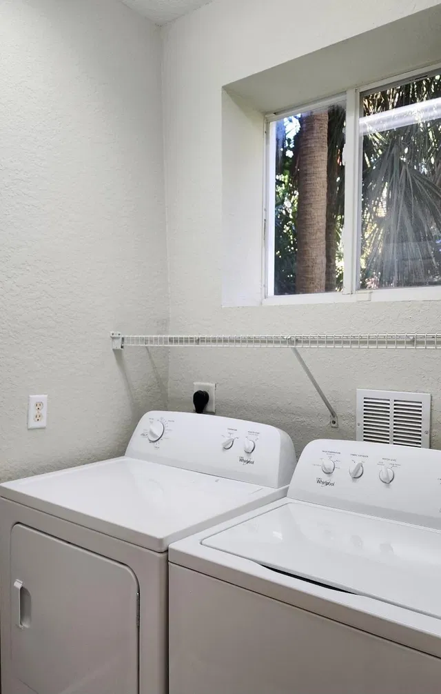 Residence photo 20