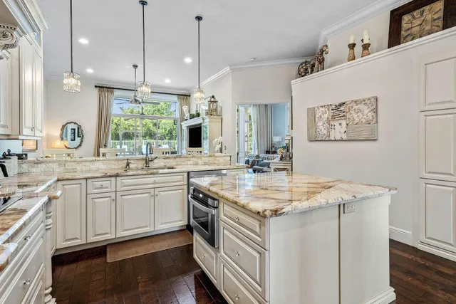 Boca Isles Residence photo 13