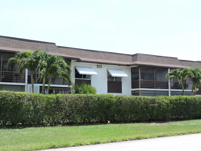 Unit 25 photo 2