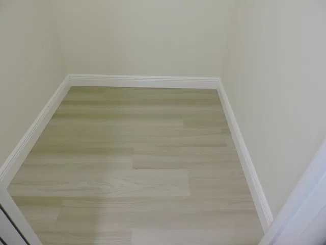 Unit 25 photo 9