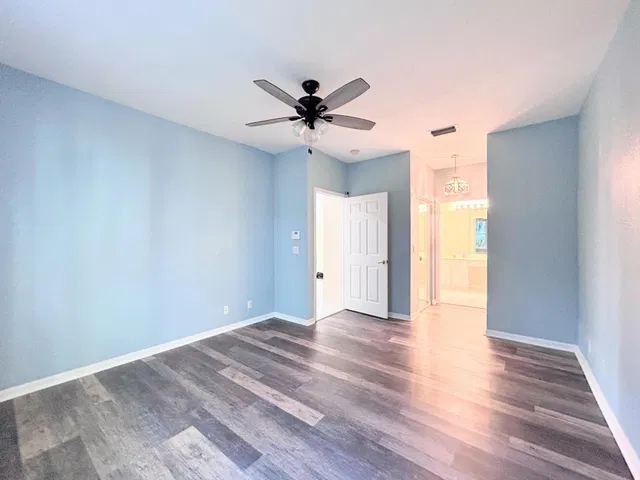  Unit 2 photo 19