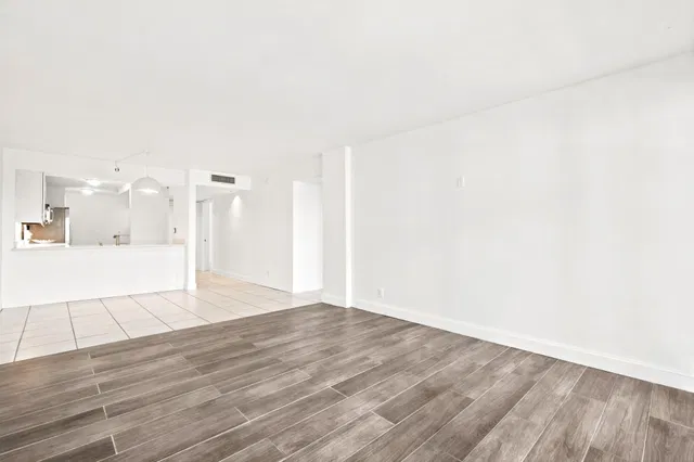 Boca Raton Unit 3020 photo 16