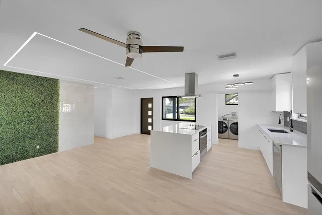  Residence photo 5
