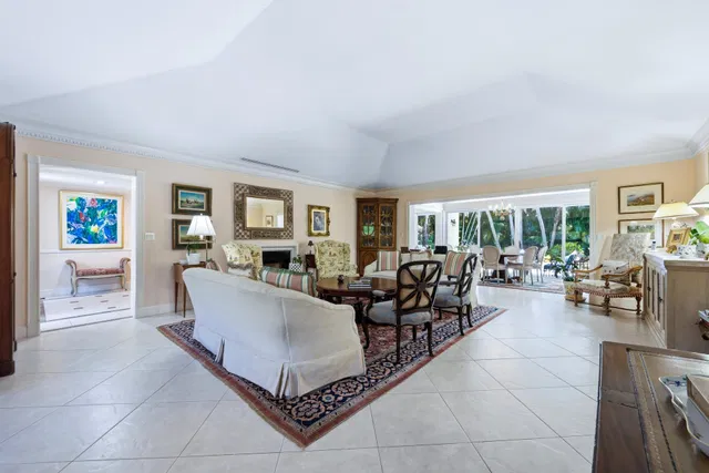 North End Palm Beach Residence photo 4