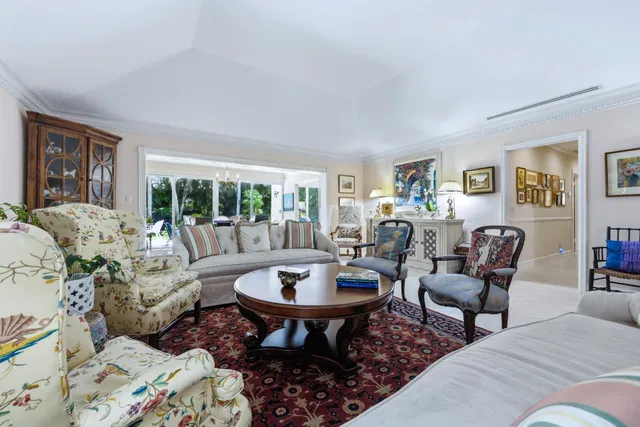 North End Palm Beach Residence photo 5