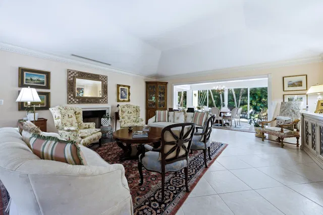 North End Palm Beach Residence photo 6