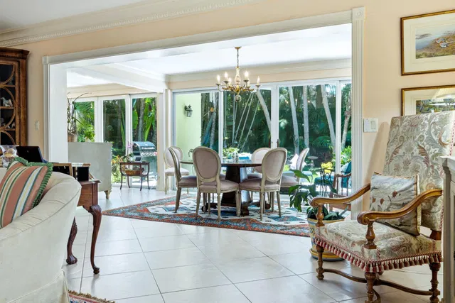 North End Palm Beach Residence photo 10