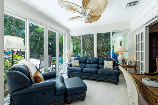 North End Palm Beach Residence photo 14