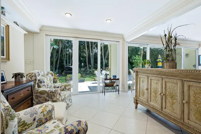 North End Palm Beach Residence photo 19